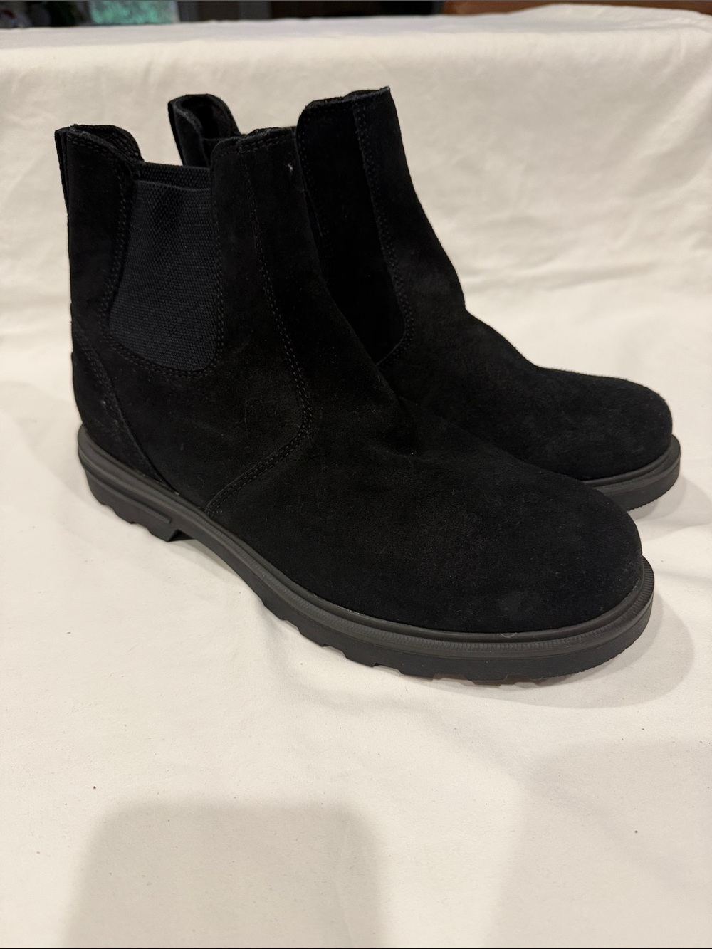 Sorel Black Suede Men's Chukka Boots